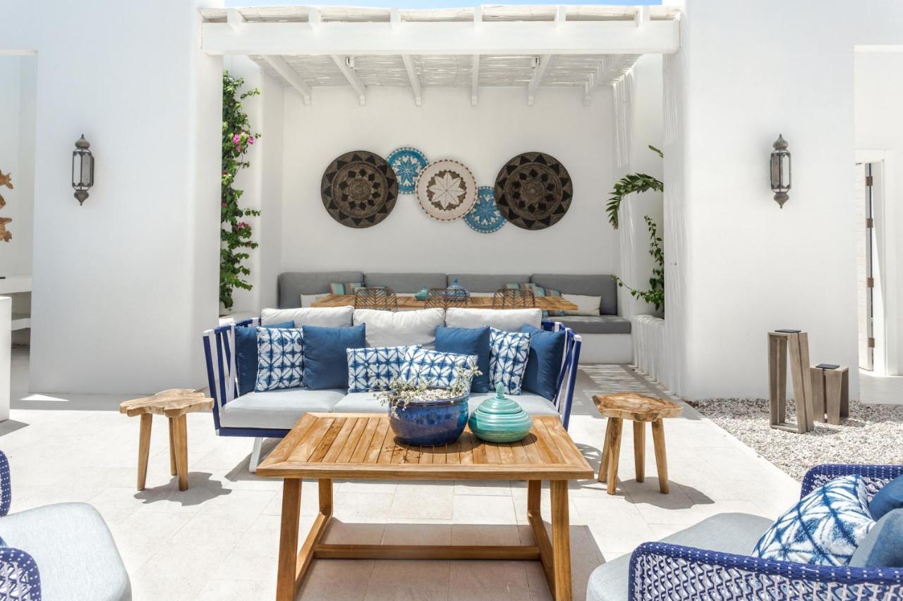 Cloud 7 Residences Ayla Akaba Eksteriør bilde Outdoor furniture