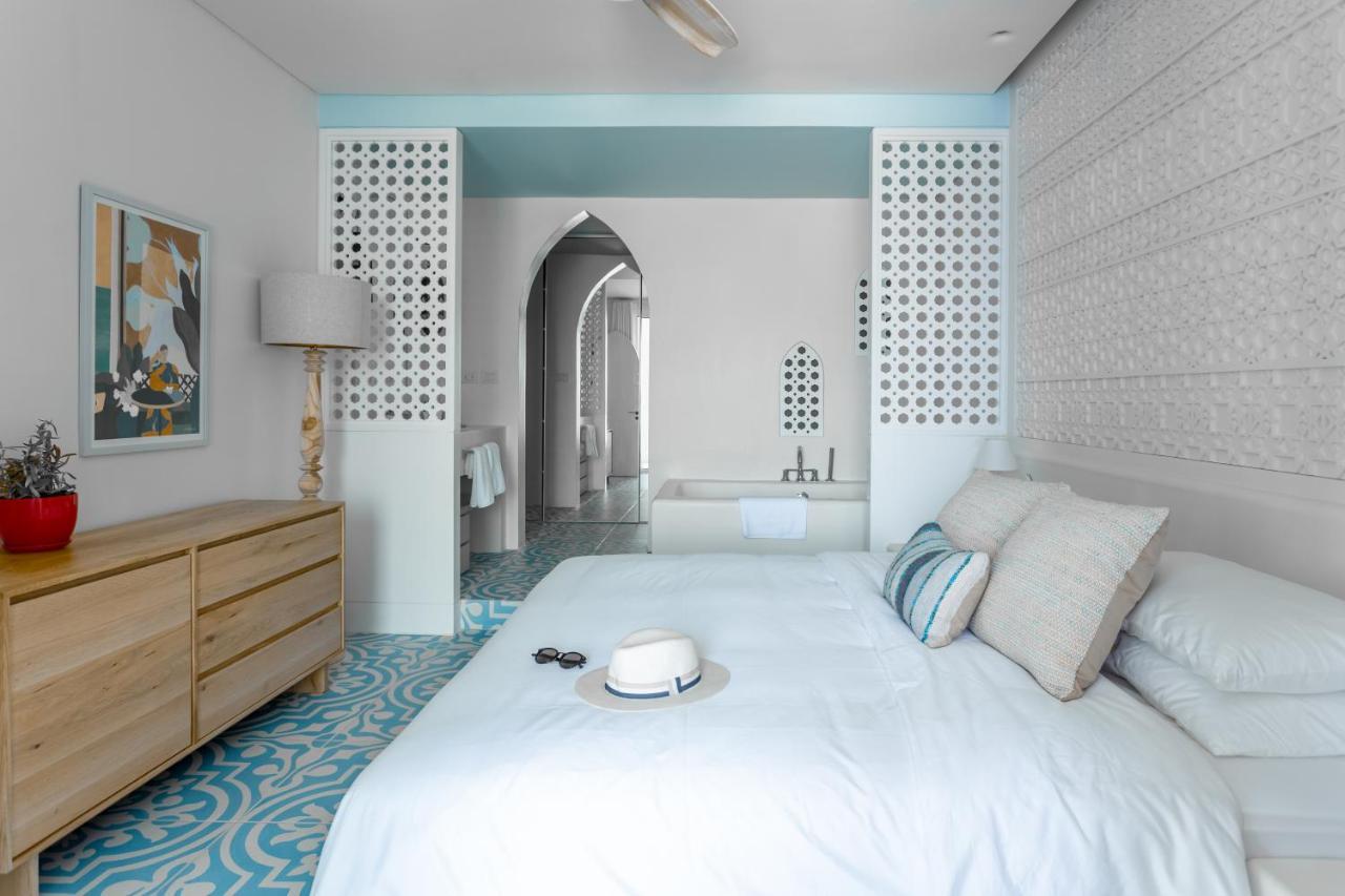 Cloud 7 Residences Ayla Akaba Eksteriør bilde A bedroom at the hotel