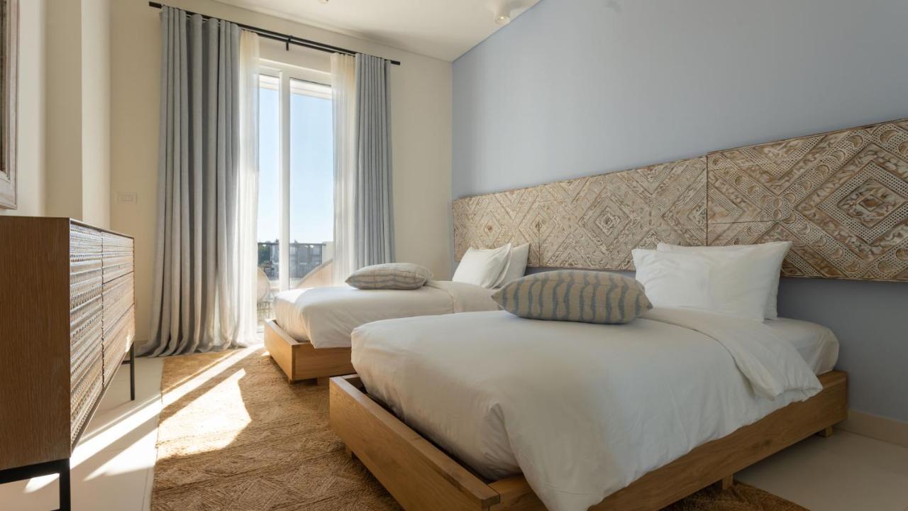 Cloud 7 Residences Ayla Akaba Eksteriør bilde A bedroom at the hotel
